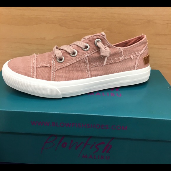 🌸RESTOCK 💕Dirty Pink Blowfish Sneakers 🐡W - Picture 3 of 9